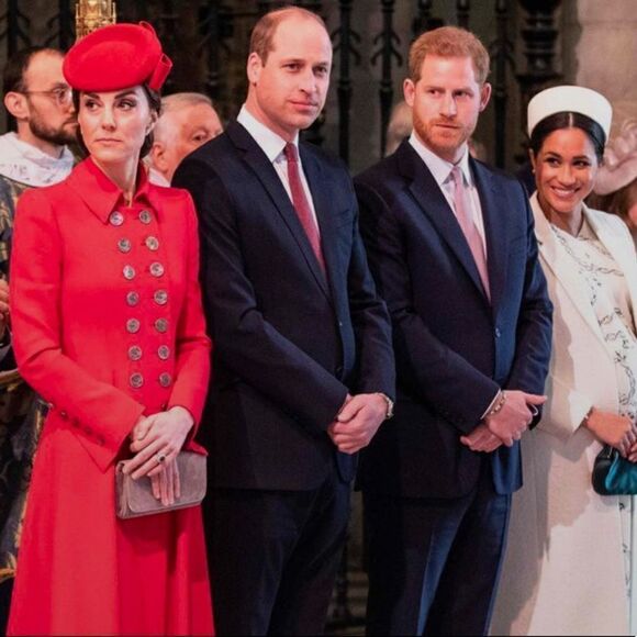 Betmar Retro Vintage 1920s Wool Vibrant Red Ladies Bow Feather & Pin Hat - Picture 16 of 16
